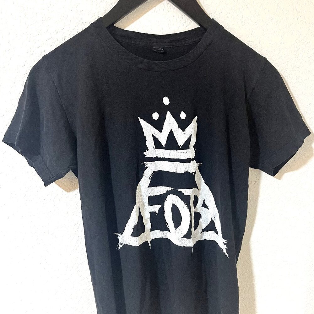 FALL OUT BOYS Women's Black Rock Band Concert Tee-Shirt Size P Rare Shirt